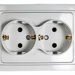 Рамка тройная горизонтальная CLASSICO белая 2303H IN HOME